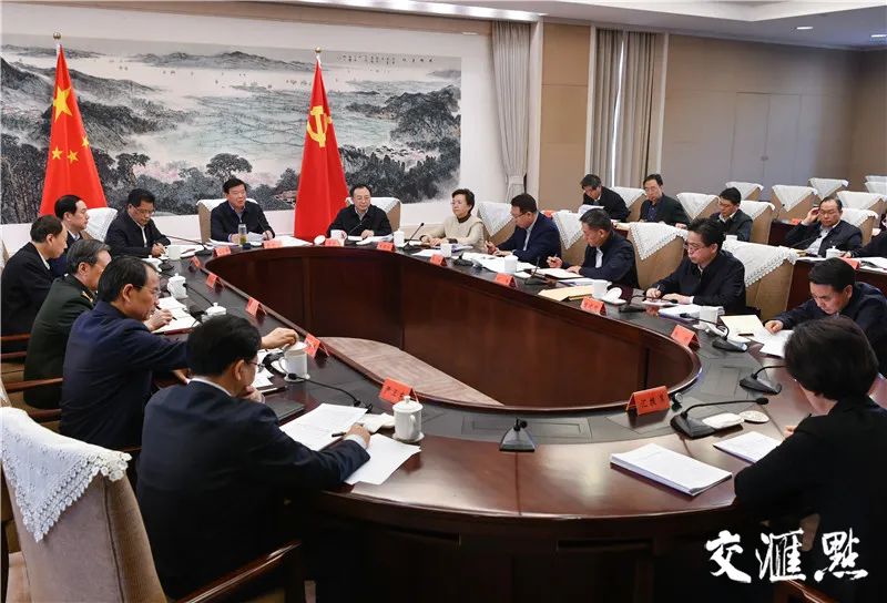 互聯網造福群眾新聞報道(互聯網造福群眾新聞報道題目)