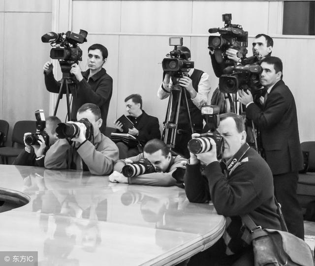 互聯網上的新聞特寫(互聯網新聞報道的新特點)